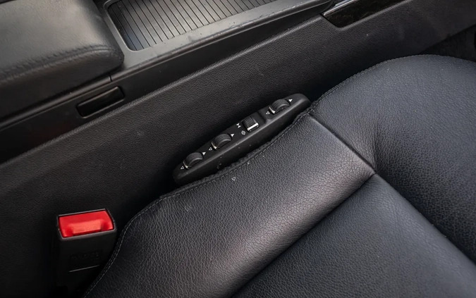 Mercedes-Benz Klasa E cena 33900 przebieg: 284000, rok produkcji 2011 z Ujazd małe 667